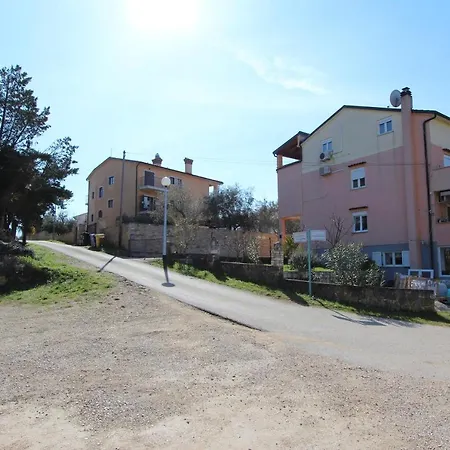 Apartment Dragica