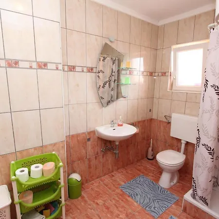 Apartment Dragica